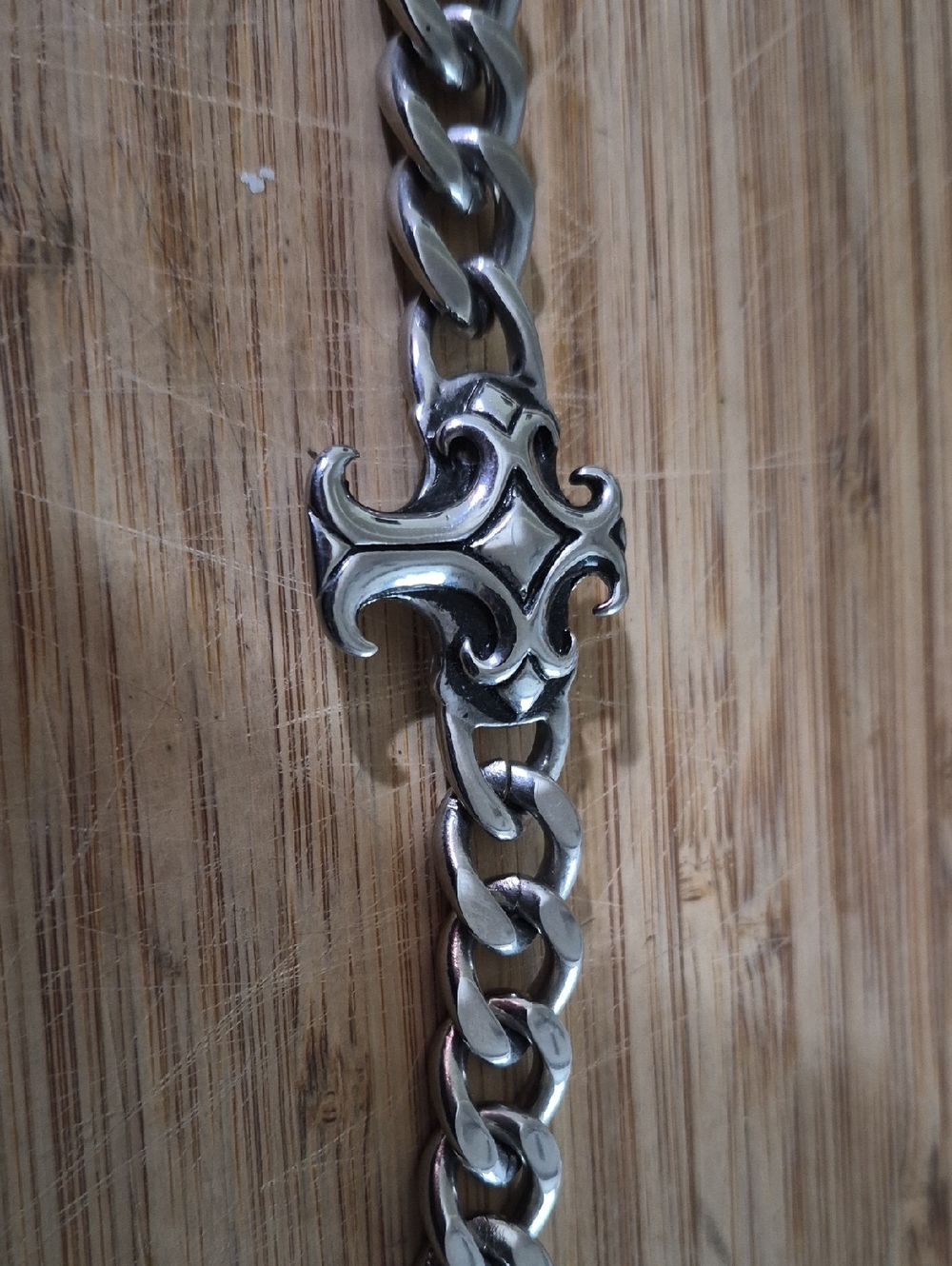 Men's Silver-Tone Chain Bracelet with Cross Accent